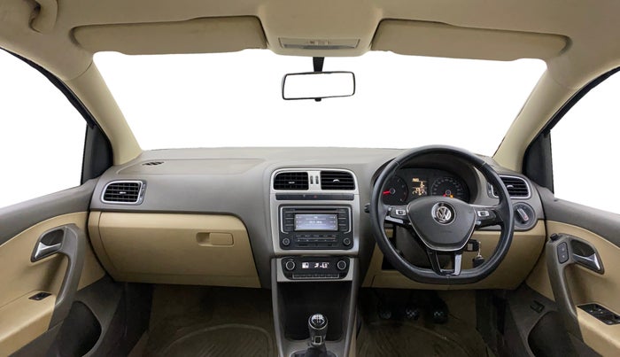 2015 Volkswagen Vento HIGHLINE 1.6 MPI, Petrol, Manual, 57,611 km, Dashboard