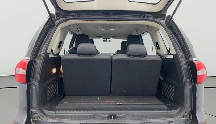 2017 Tata Hexa XT 4X2 6 STR, Diesel, Manual, 91,455 km, Boot Open Zoomed View