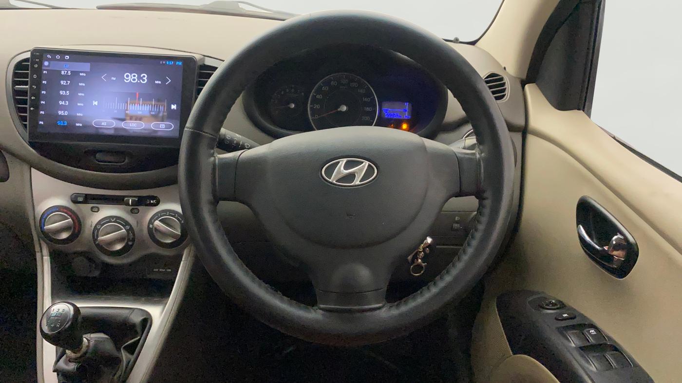 2013 Hyundai i10 SPORTZ 1.2, Petrol, Manual, 58,986 km, Steering Wheel Close Up