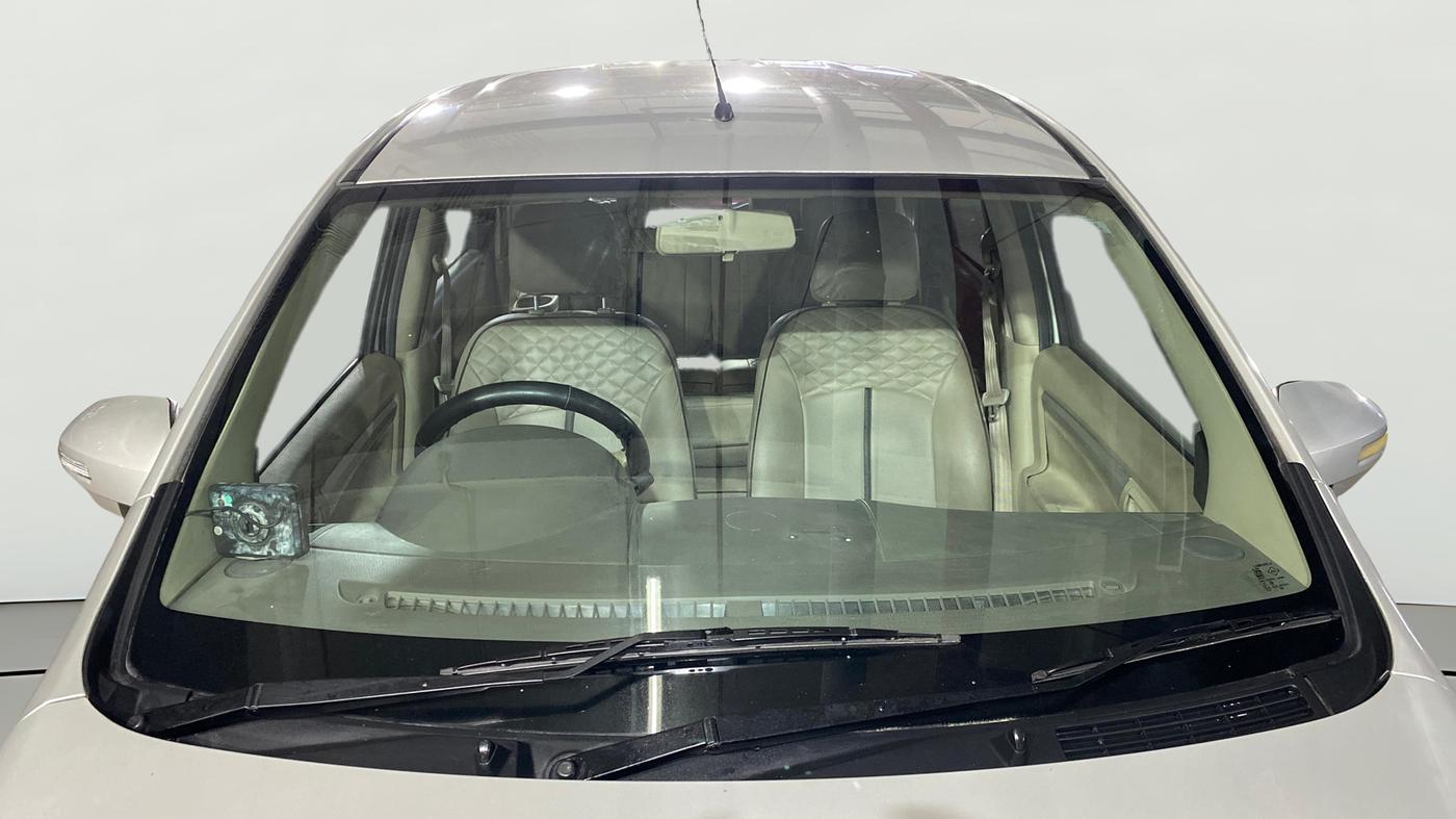2017 Maruti Ertiga VXI, Petrol, Manual, 34,899 km, Front Windshield