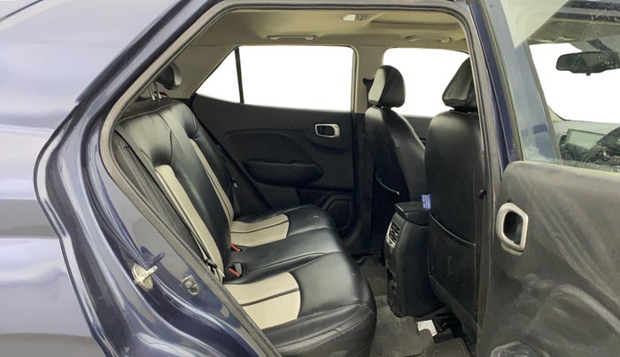 2019 Hyundai VENUE SX PLUS 1.0 TURBO DCT, Petrol, Automatic, 43,723 km, Right Side Rear Door Cabin