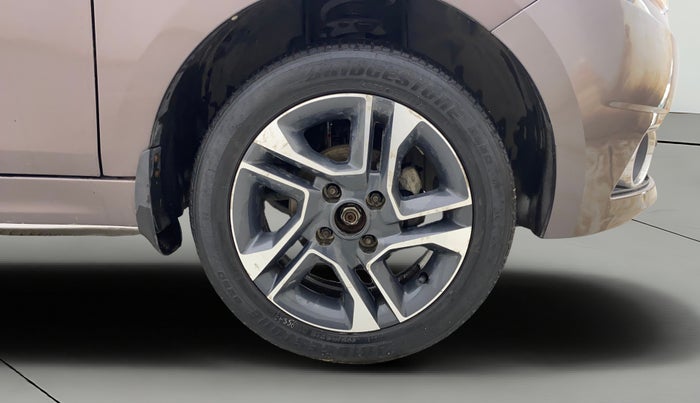 2018 Tata TIGOR XZ (O) PETROL, Petrol, Manual, 40,478 km, Right Front Wheel