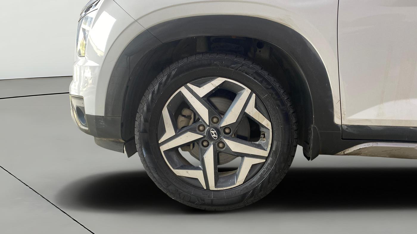 2022 Hyundai ALCAZAR PRESTIGE 1.5 MT 6STR, Diesel, Manual, 79,981 km, Left Front Wheel