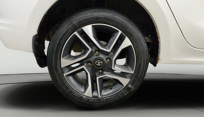 2021 Tata TIGOR XZA PLUS PETROL, Petrol, Automatic, 32,195 km, Right Rear Wheel