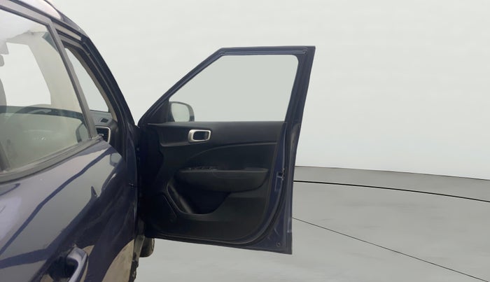 2020 Hyundai VENUE S 1.2, Petrol, Manual, 59,069 km, RHS Front Door