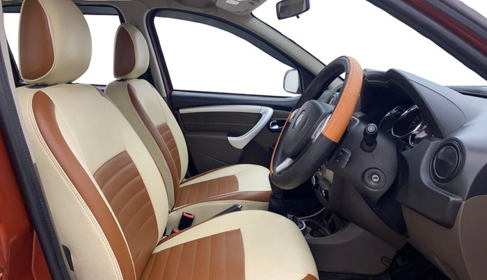 2018 Renault Duster 110 PS RXZ DIESEL, Diesel, Manual, 82,474 km, Right Side Front Door Cabin