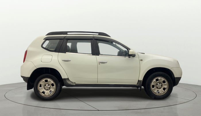 2014 Renault Duster 85 PS RXL DIESEL, Diesel, Manual, 1,15,074 km, Right Side View