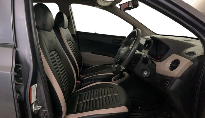 2017 Hyundai Grand i10 MAGNA AT 1.2 KAPPA VTVT, Petrol, Automatic, 68,959 km, Right Side Front Door Cabin