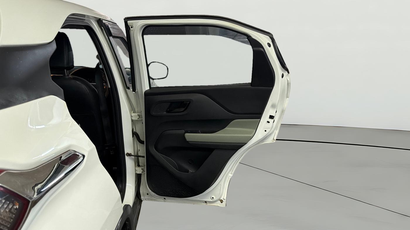 2022 Tata PUNCH ADVENTURE MT, Petrol, Manual, 33,801 km, RHS Rear Door