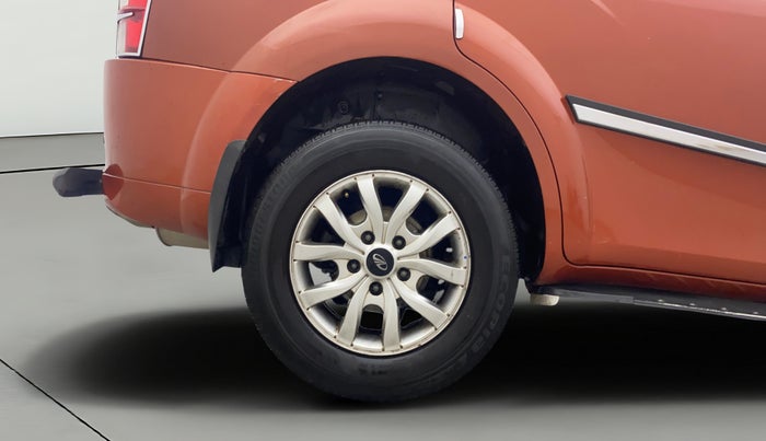 2017 Mahindra XUV500 W4, Diesel, Manual, 85,231 km, Right Rear Wheel