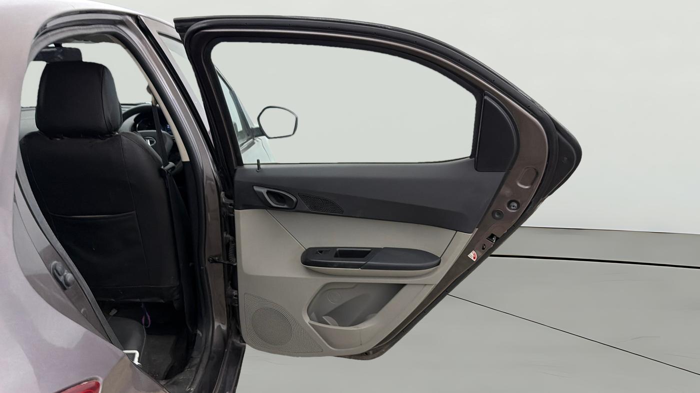 2019 Tata Tiago XZ PETROL, Petrol, Manual, 68,476 km, RHS Rear Door
