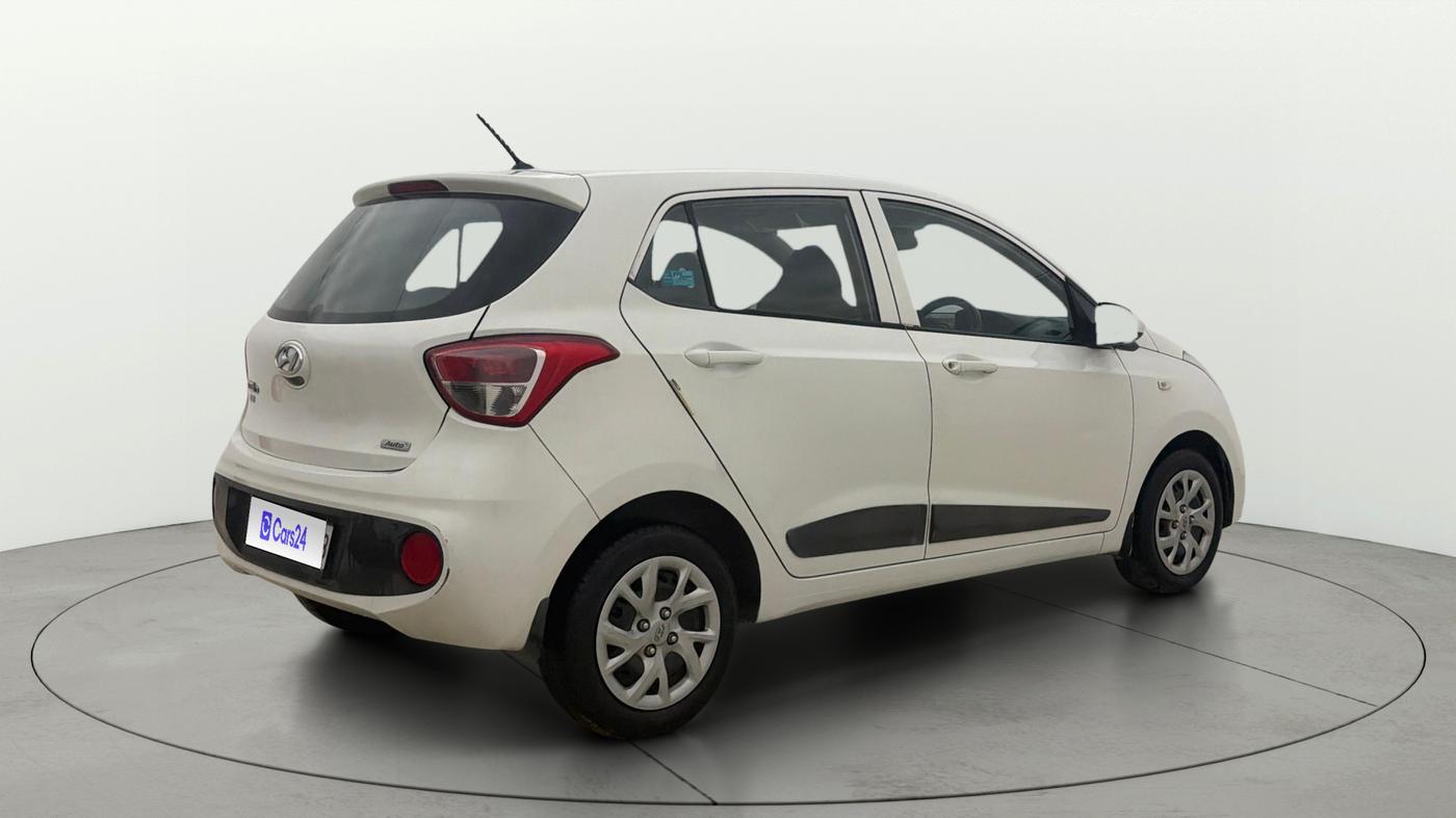 2017 Hyundai Grand i10 MAGNA AT 1.2 KAPPA VTVT, Petrol, Automatic, 11,163 km, Right Back Diagonal
