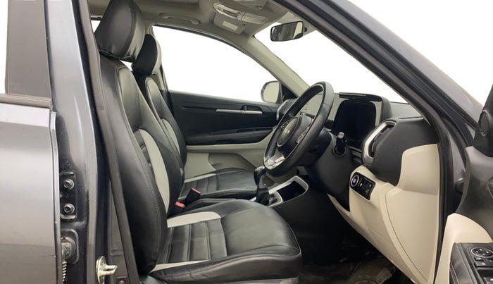 2022 KIA SONET HTX 1.5, Diesel, Manual, 71,490 km, Right Side Front Door Cabin