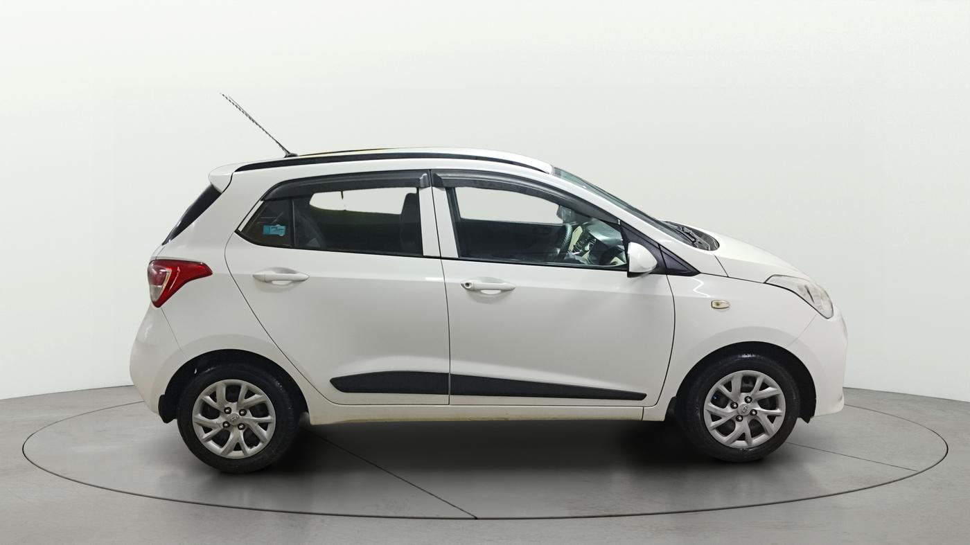 2018 Hyundai Grand i10 MAGNA 1.2 KAPPA VTVT, Petrol, Manual, 40,007 km, Right Side View