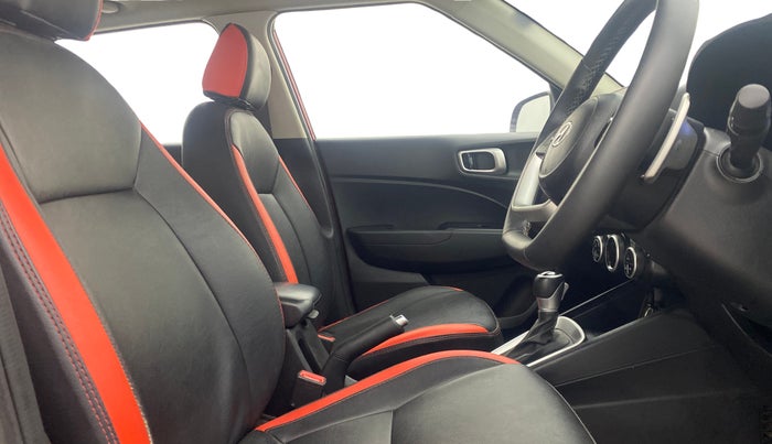 2021 Hyundai VENUE SX PLUS 1.0 TURBO DCT, Petrol, Automatic, 41,796 km, Right Side Front Door Cabin