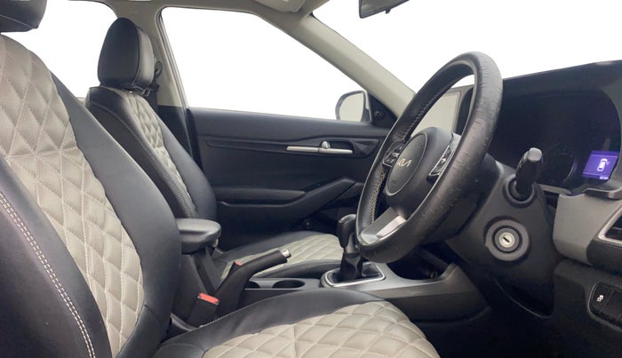 2022 KIA SELTOS HTE 1.5 DIESEL, Diesel, Manual, 62,750 km, Right Side Front Door Cabin