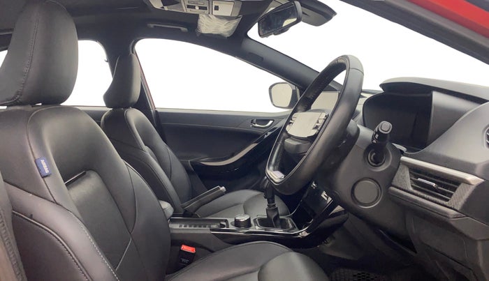 2023 Tata NEXON FEARLESS + S P MT, Petrol, Manual, 21,169 km, Right Side Front Door Cabin