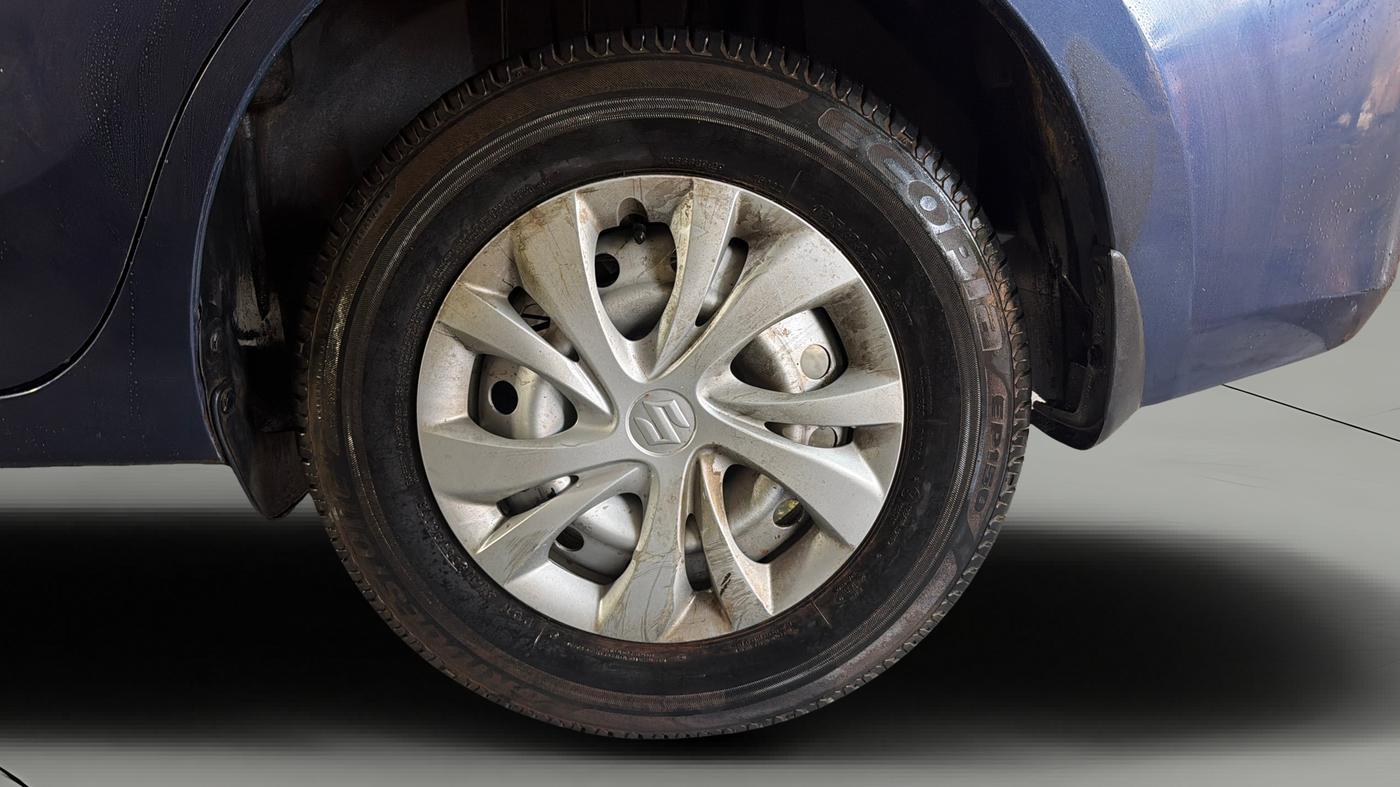 2017 Maruti Dzire LXI, Petrol, Manual, 14,061 km, Left Rear Wheel