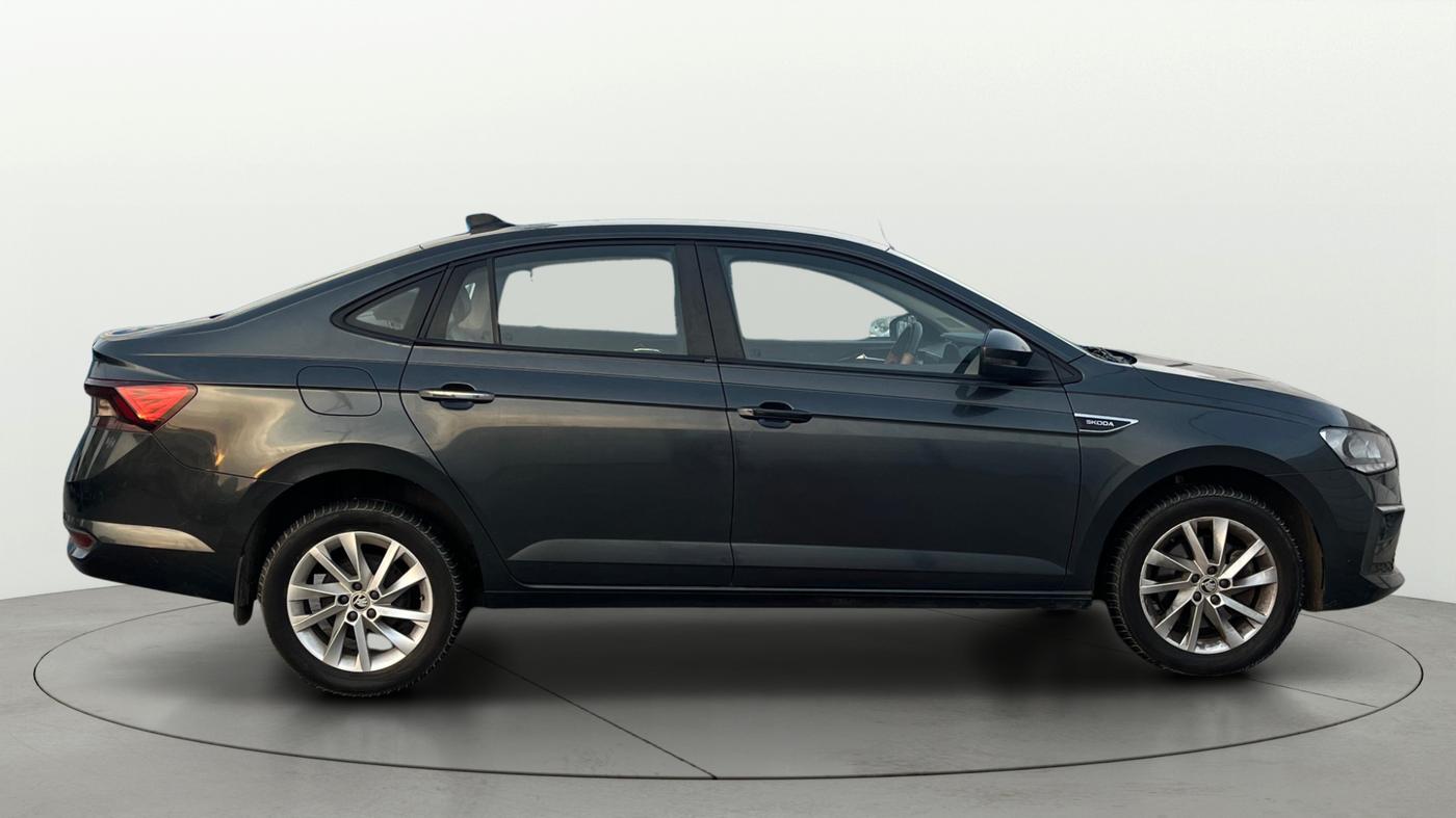 2023 Skoda SLAVIA Ambition 1.5L TSI, Petrol, Manual, 25,954 km, Right Side View