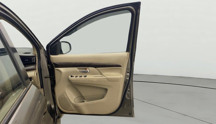 2019 Maruti Ertiga ZXI+ SHVS, Petrol, Manual, 40,082 km, RHS Front Door