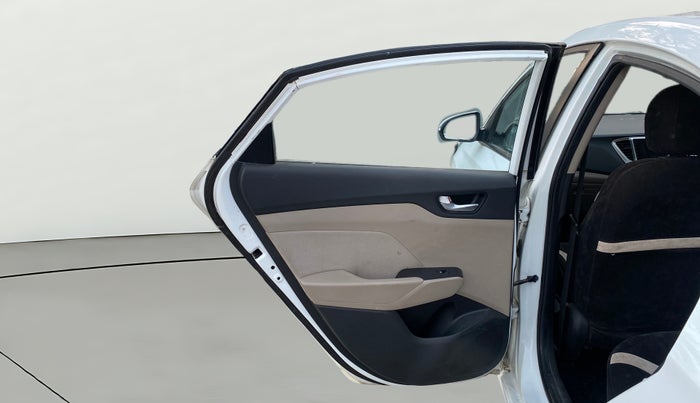 2018 Hyundai Verna 1.6 VTVT SX, Petrol, Manual, 87,828 km, LHS Rear Door