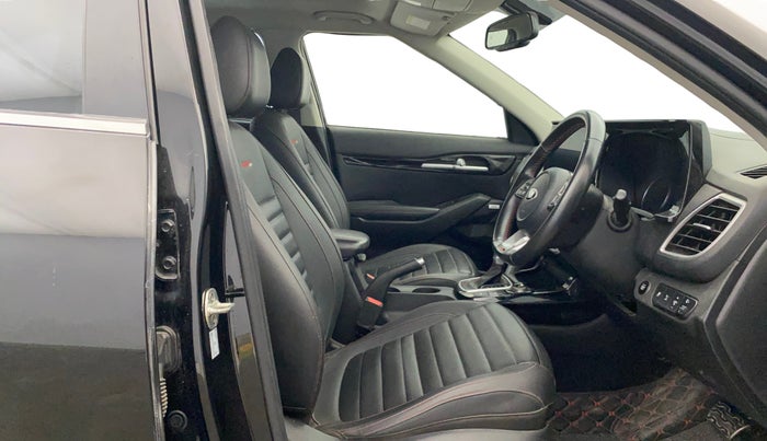 2020 KIA SELTOS GTX PLUS DCT 1.4 PETROL, Petrol, Automatic, 47,307 km, Right Side Front Door Cabin