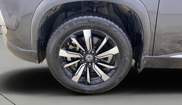 2019 MG HECTOR SHARP HYBRID 1.5 PETROL, Petrol, Manual, 37,940 km, Left Front Wheel