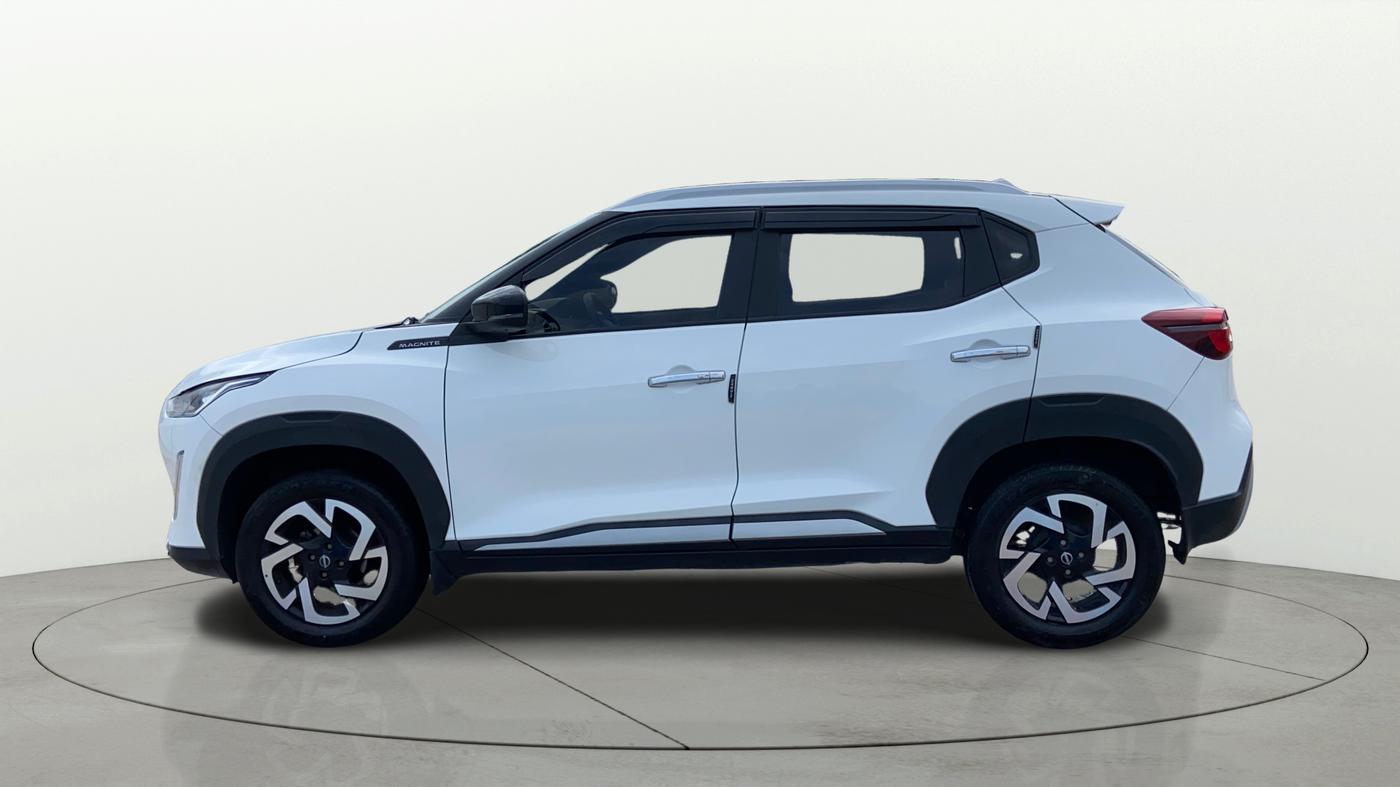 2023 Nissan MAGNITE XV TURBO, Petrol, Manual, 24,524 km, Left Side