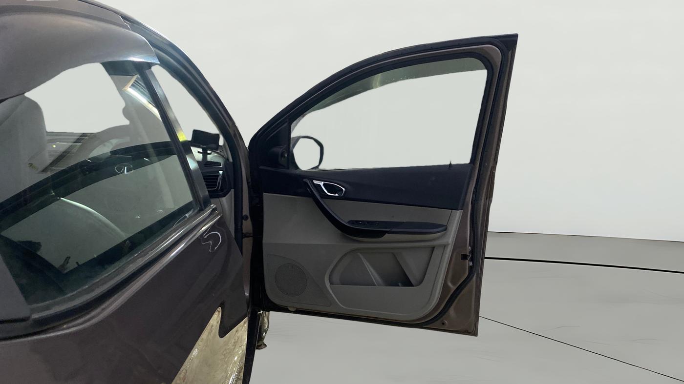 2019 Tata Tiago XZA PLUS PETROL, Petrol, Automatic, 29,717 km, RHS Front Door