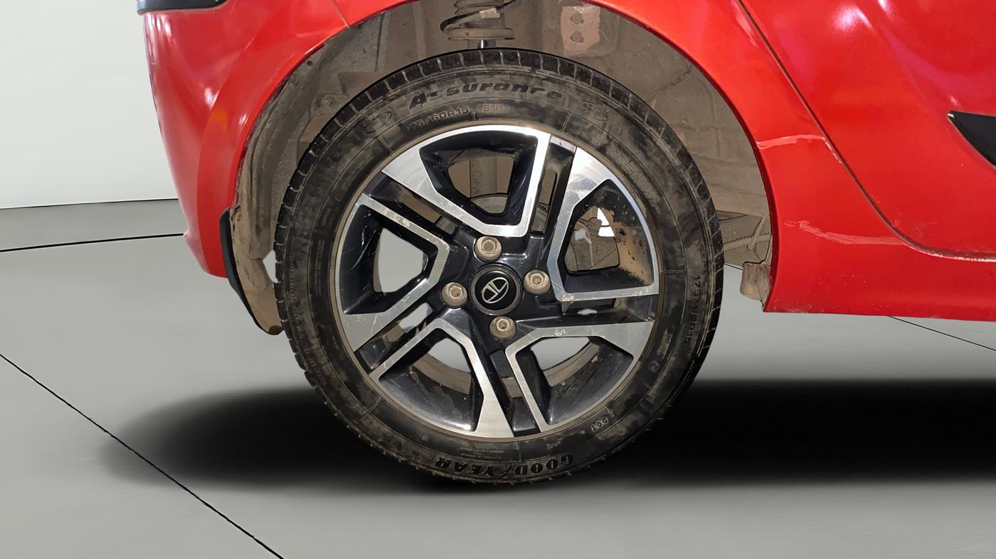 2021 Tata Tiago XZ PLUS PETROL, Petrol, Manual, 14,696 km, Right Rear Wheel