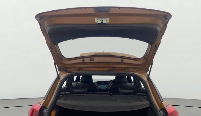 2016 Hyundai i20 Active 1.2 SX, Petrol, Manual, 41,326 km, Boot Door Open