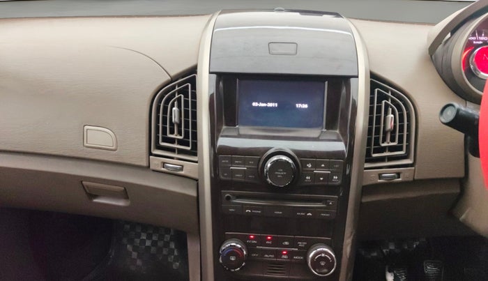 2015 Mahindra XUV500 W8, Diesel, Manual, 1,14,318 km, Air Conditioner