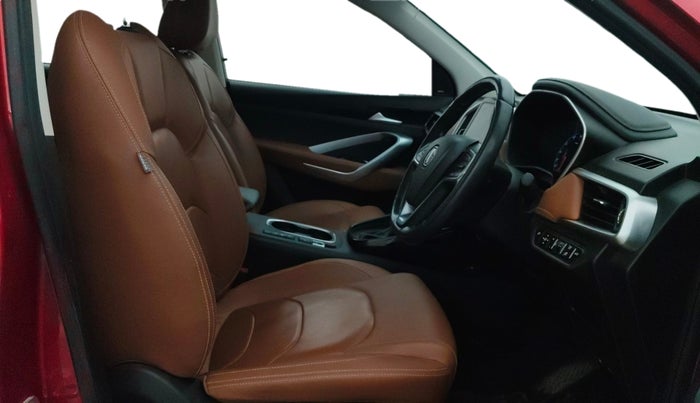 2021 MG HECTOR PLUS SHARP 1.5 PETROL TURBO CVT 6-STR, Petrol, Automatic, 29,432 km, Right Side Front Door Cabin