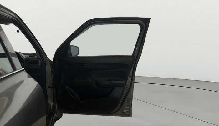 2019 Maruti Swift LXI, Petrol, Manual, 55,344 km, RHS Front Door