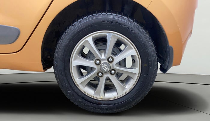 2015 Hyundai Grand i10 ASTA (O) 1.2 KAPPA VTVT, Petrol, Manual, 20,489 km, Left Rear Wheel