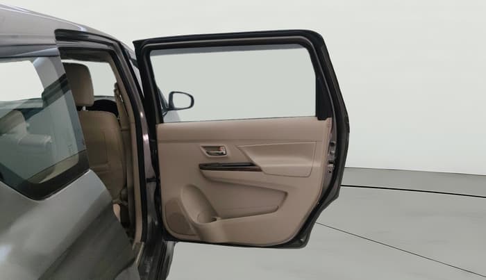 2021 Maruti Ertiga VXI CNG, CNG, Manual, 1,34,217 km, RHS Rear Door