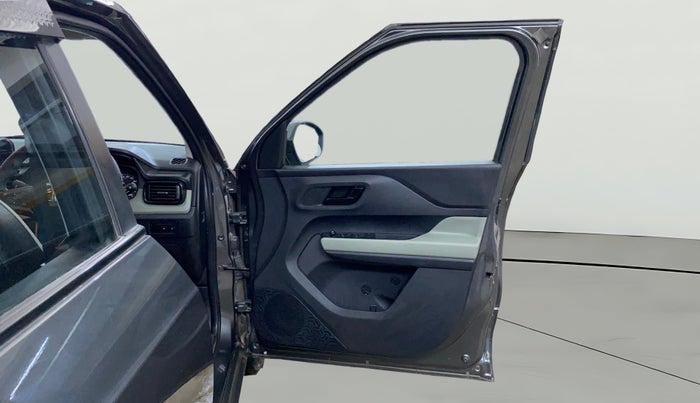2022 Tata PUNCH ADVENTURE MT, Petrol, Manual, 28,376 km, RHS Front Door