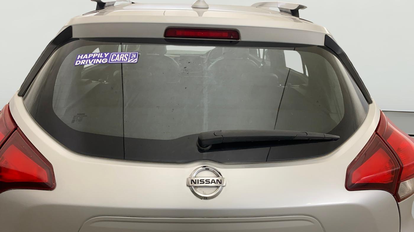 2019 Nissan Kicks XL 1.5, Petrol, Manual, 74,700 km, Rear Windshield