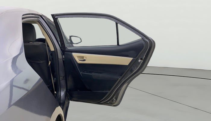 2014 Toyota Corolla Altis G PETROL, Petrol, Manual, 1,03,843 km, RHS Rear Door