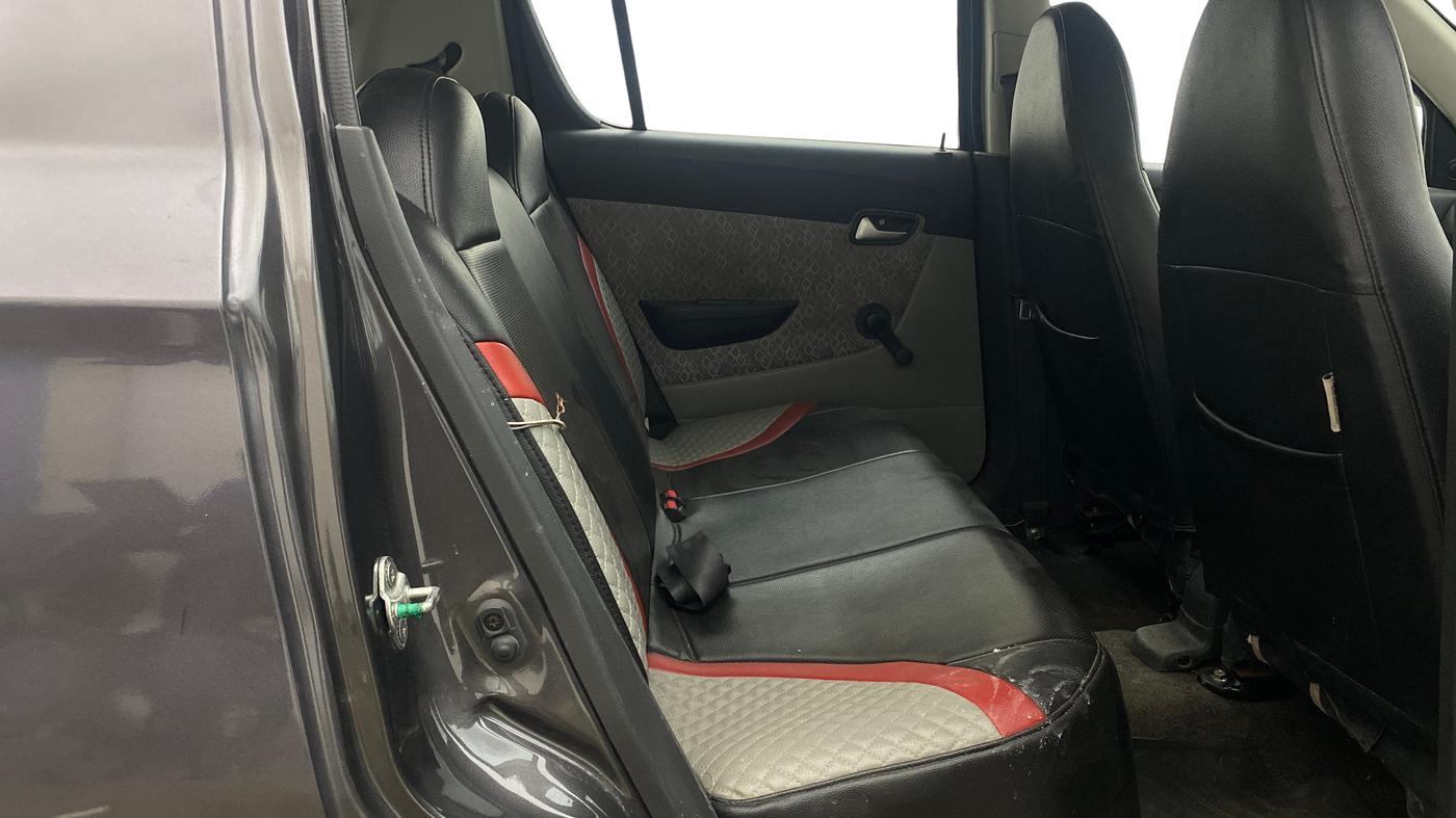 2017 Maruti Alto 800 VXI, Petrol, Manual, 46,197 km, Right Side Rear Door Cabin