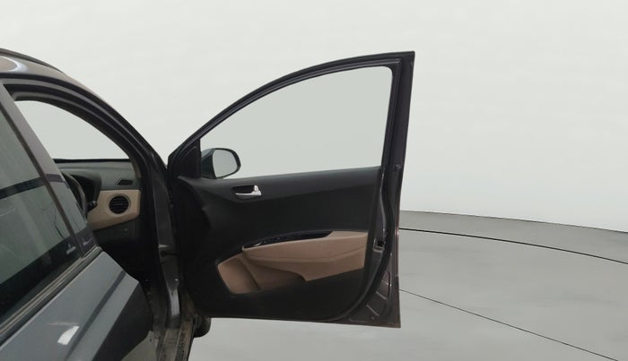 2016 Hyundai Grand i10 SPORTZ 1.2 KAPPA VTVT, Petrol, Manual, 67,313 km, RHS Front Door