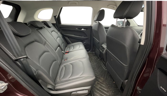 2019 MG HECTOR SMART 2.0 DIESEL, Diesel, Manual, 12,820 km, Right Side Rear Door Cabin