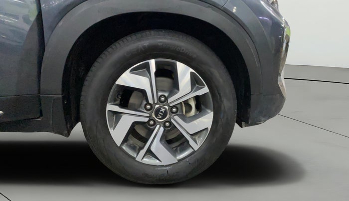 2021 KIA SONET HTX PLUS 1.5, Diesel, Manual, 97,057 km, Right Front Wheel