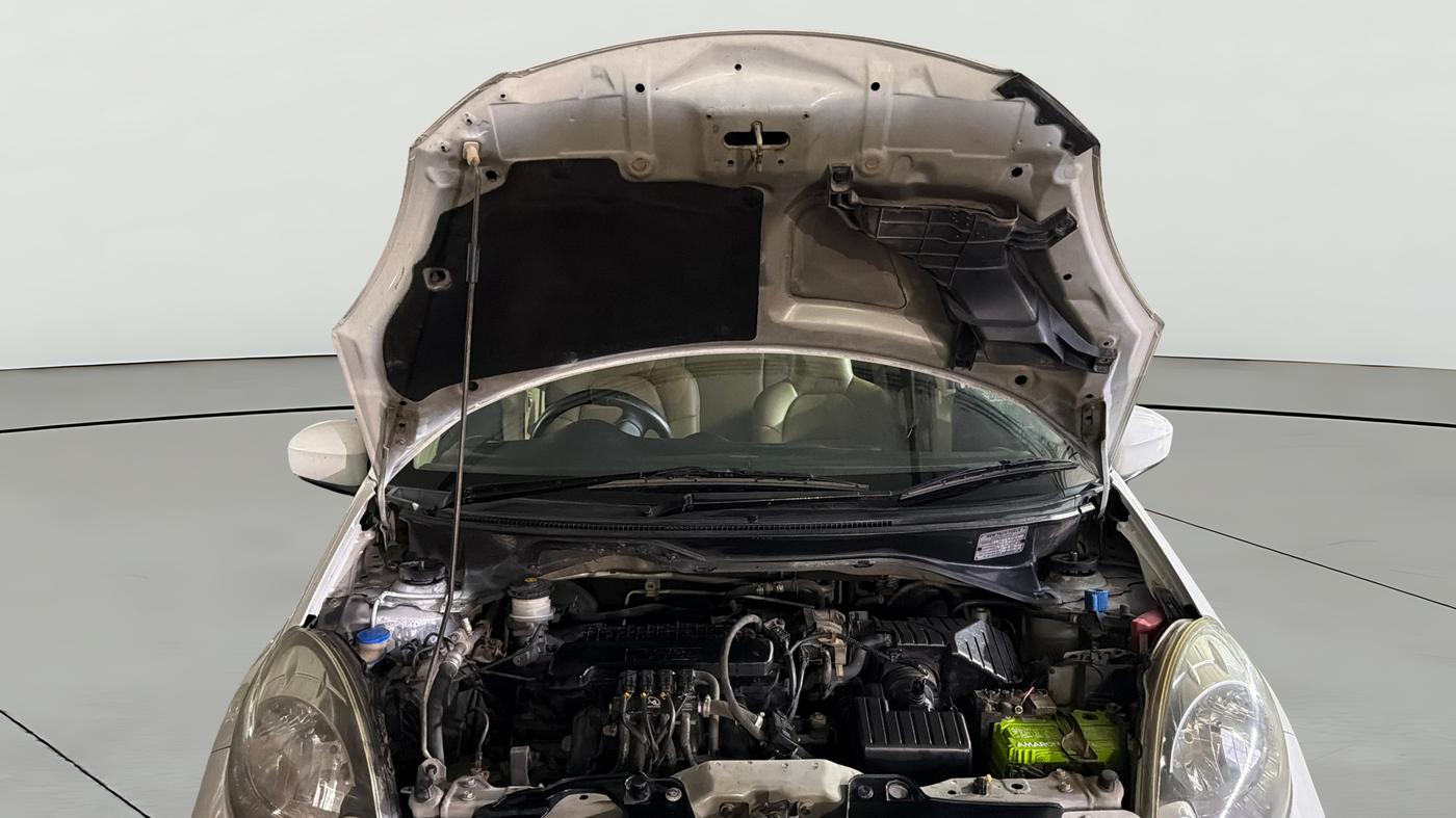 2014 Honda Brio VX AT, CNG, Automatic, 40,556 km, Open Bonet