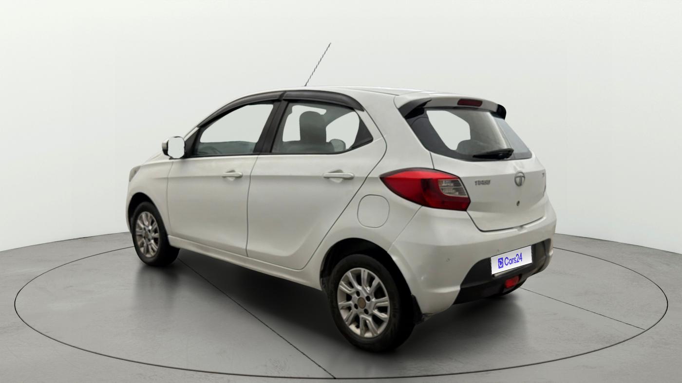 2018 Tata Tiago XZ PETROL, CNG, Manual, 1,17,606 km, Left Back Diagonal