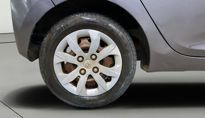 2016 Hyundai Eon MAGNA +, Petrol, Manual, 78,669 km, Right Rear Wheel