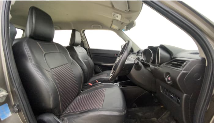 2018 Maruti Swift ZXI AMT, Petrol, Automatic, 37,103 km, Right Side Front Door Cabin