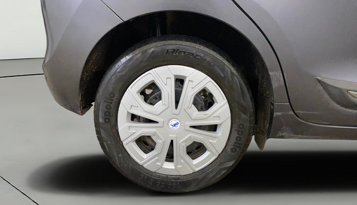 2017 Maruti Baleno DELTA PETROL 1.2, CNG, Manual, 1,02,072 km, Right Rear Wheel