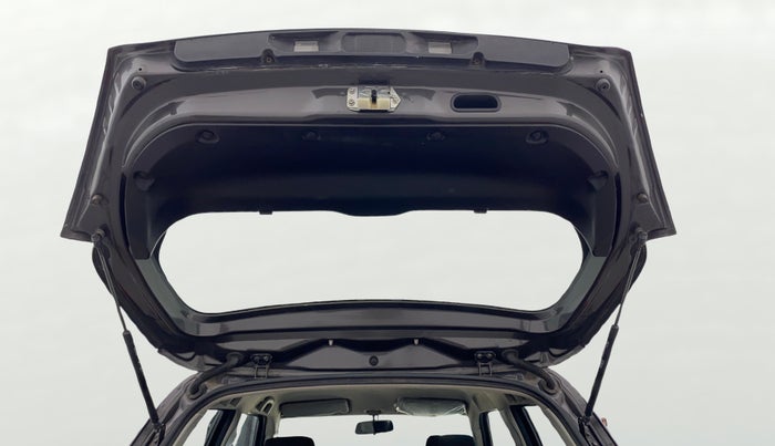 2017 Maruti Swift VDI, Diesel, Manual, 63,742 km, Boot Door Open