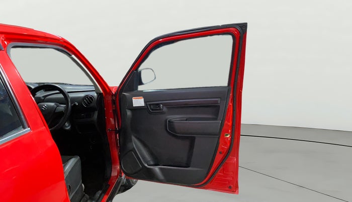 2022 Maruti S PRESSO VXI (O) CNG, CNG, Manual, 21,554 km, RHS Front Door